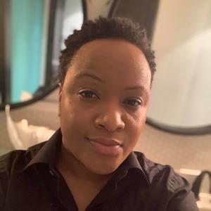 Meet your Posher, Maya